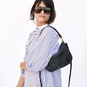 Clare V. - Petit Moyen Messenger in Black Rattan